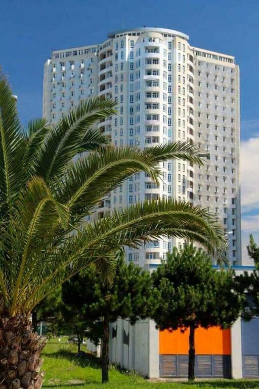 Vip Apartment 1 At Gorgiladze 118 巴统 外观 照片